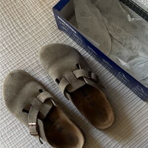 Birkenstock - Taupe Suede